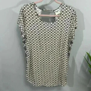 M&E - Short Sleeve  Top - XL